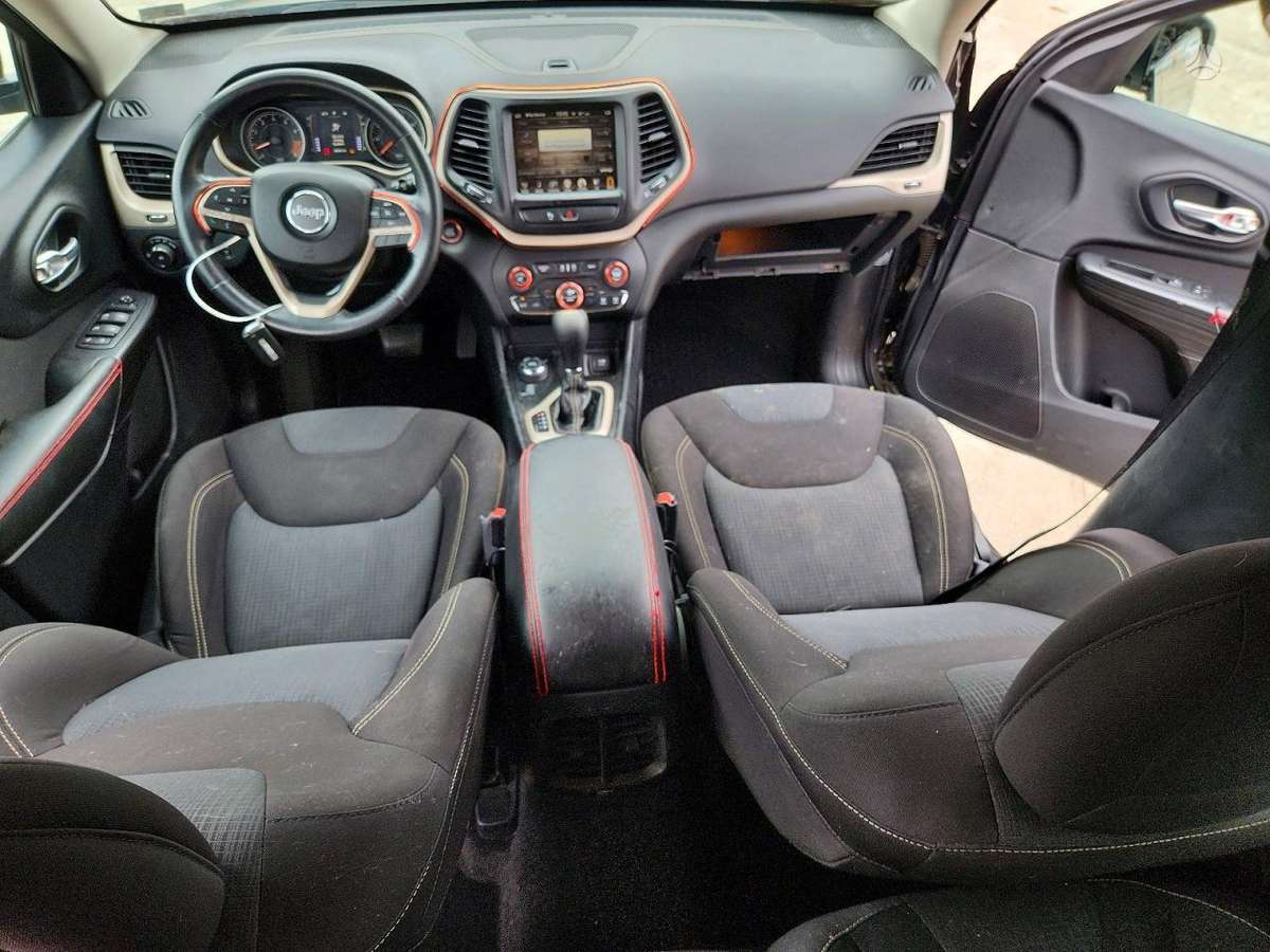 Jeep Cherokee, 3.2 l., Минивэн