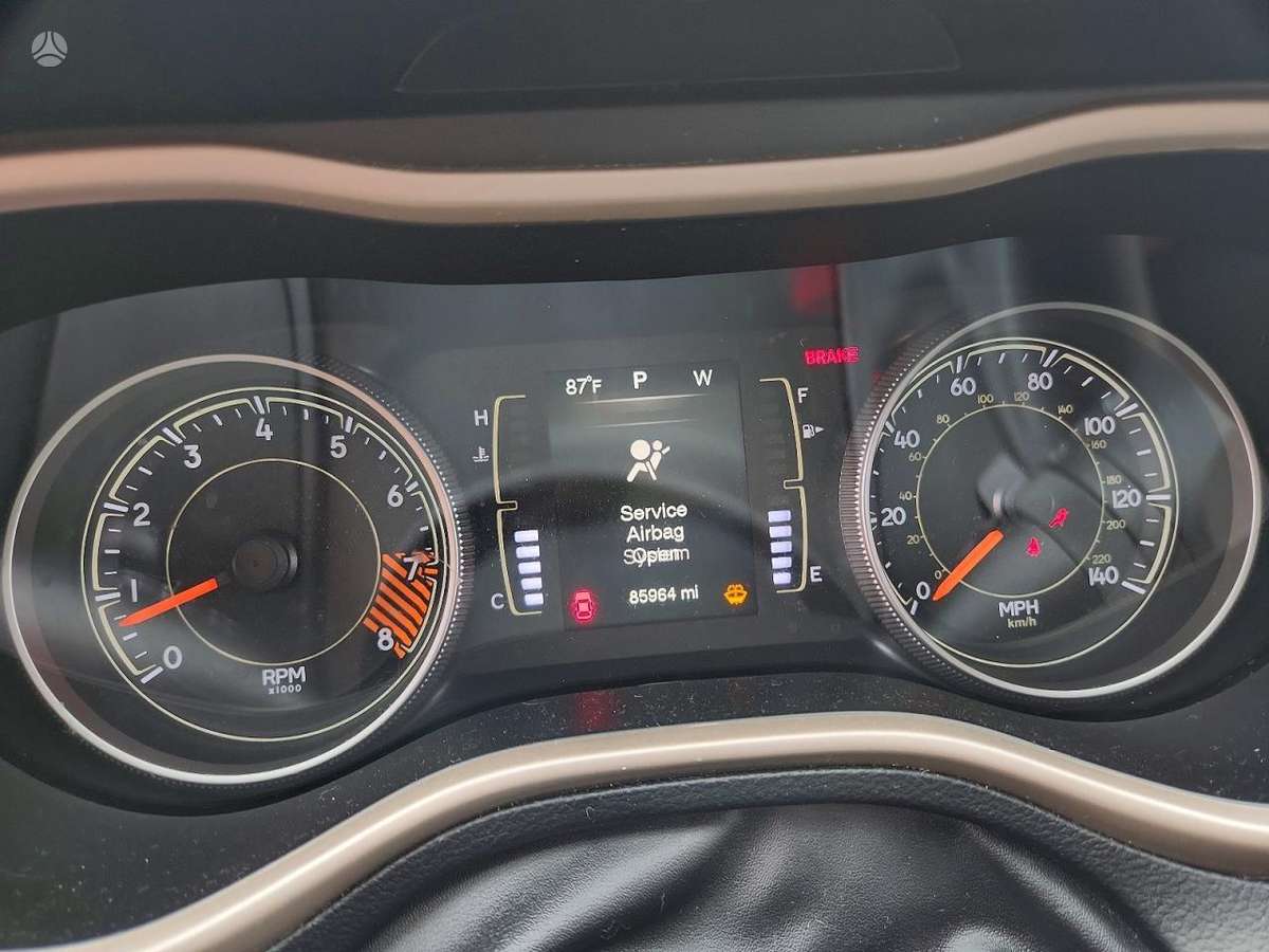 Jeep Cherokee, 3.2 l., mpv / minivan