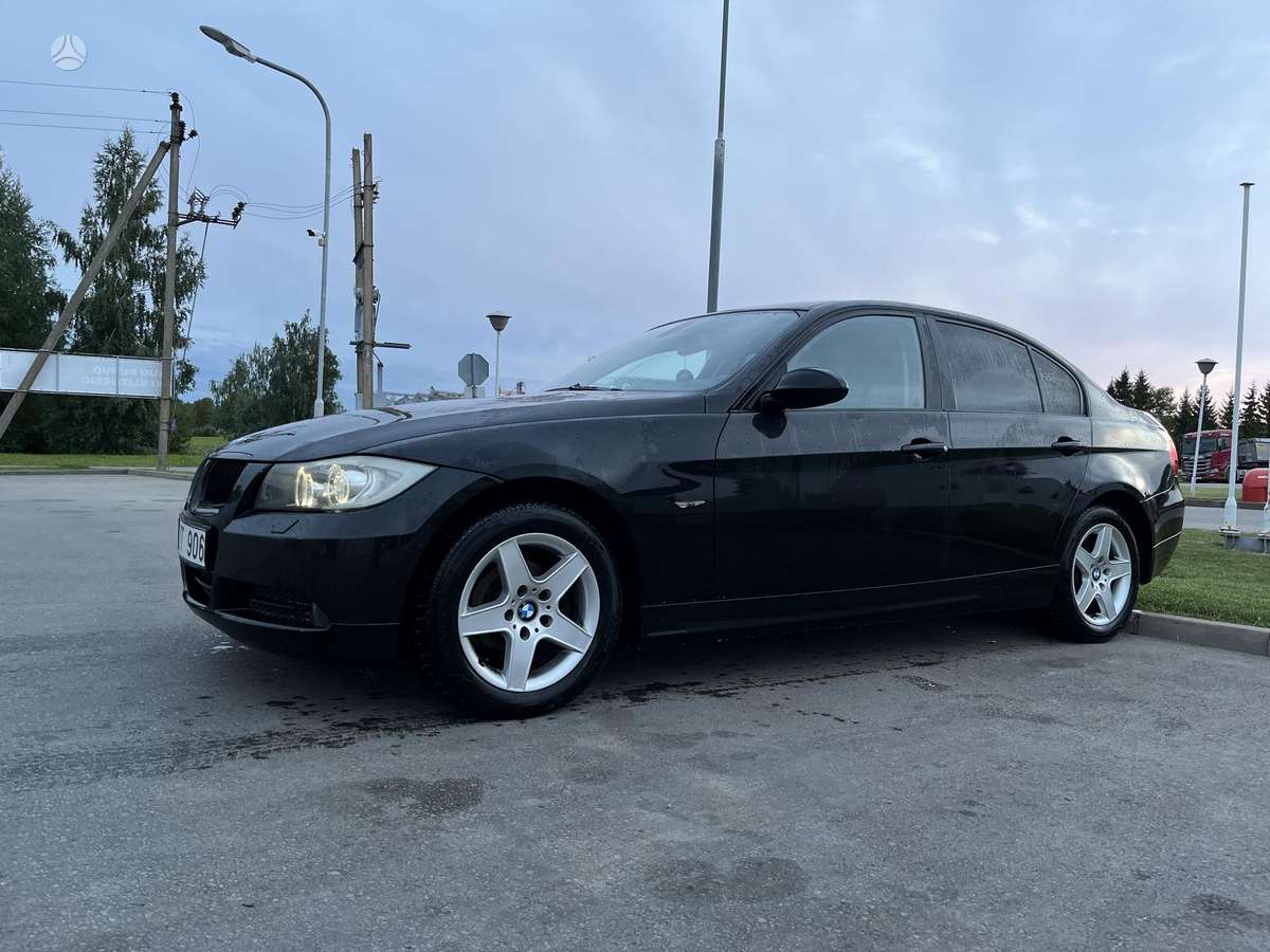BMW 320, 2.0 l., Седан