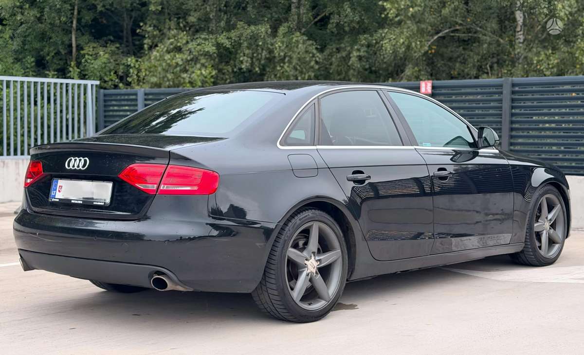 Audi A4, 2.7 l., Седан