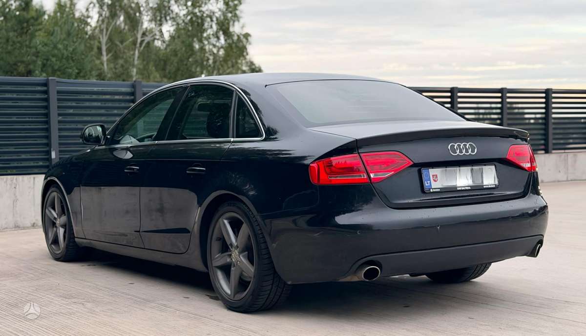 Audi A4, 2.7 l., Седан
