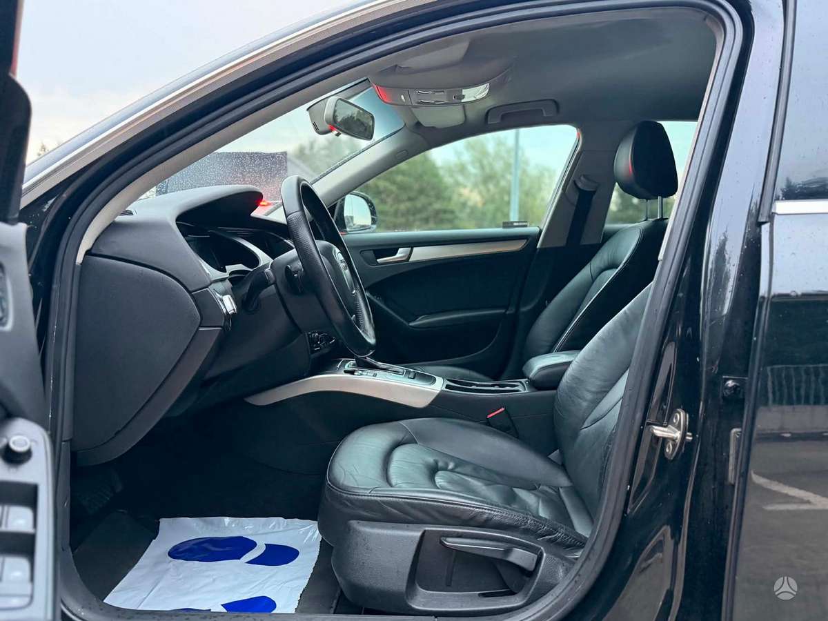 Audi A4, 2.7 l., Седан