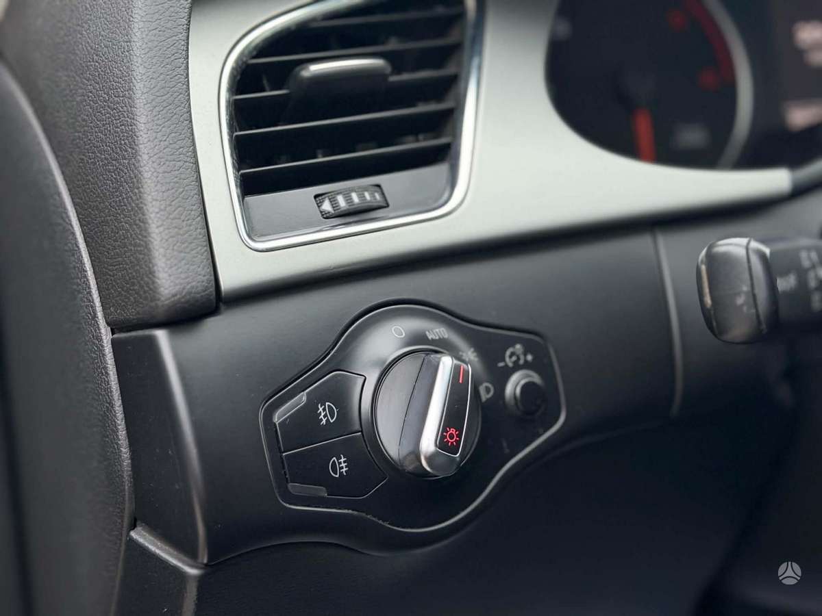 Audi A4, 2.7 l., Седан