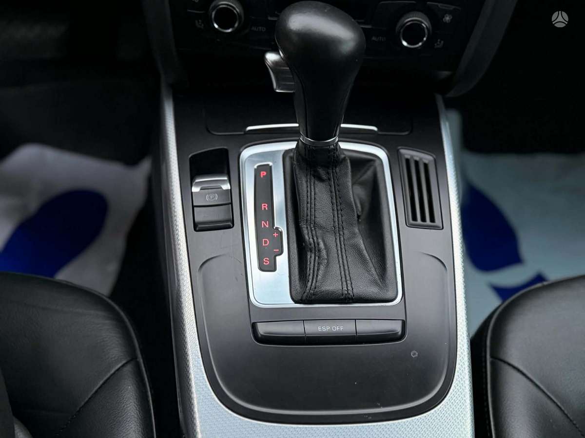 Audi A4, 2.7 l., Седан