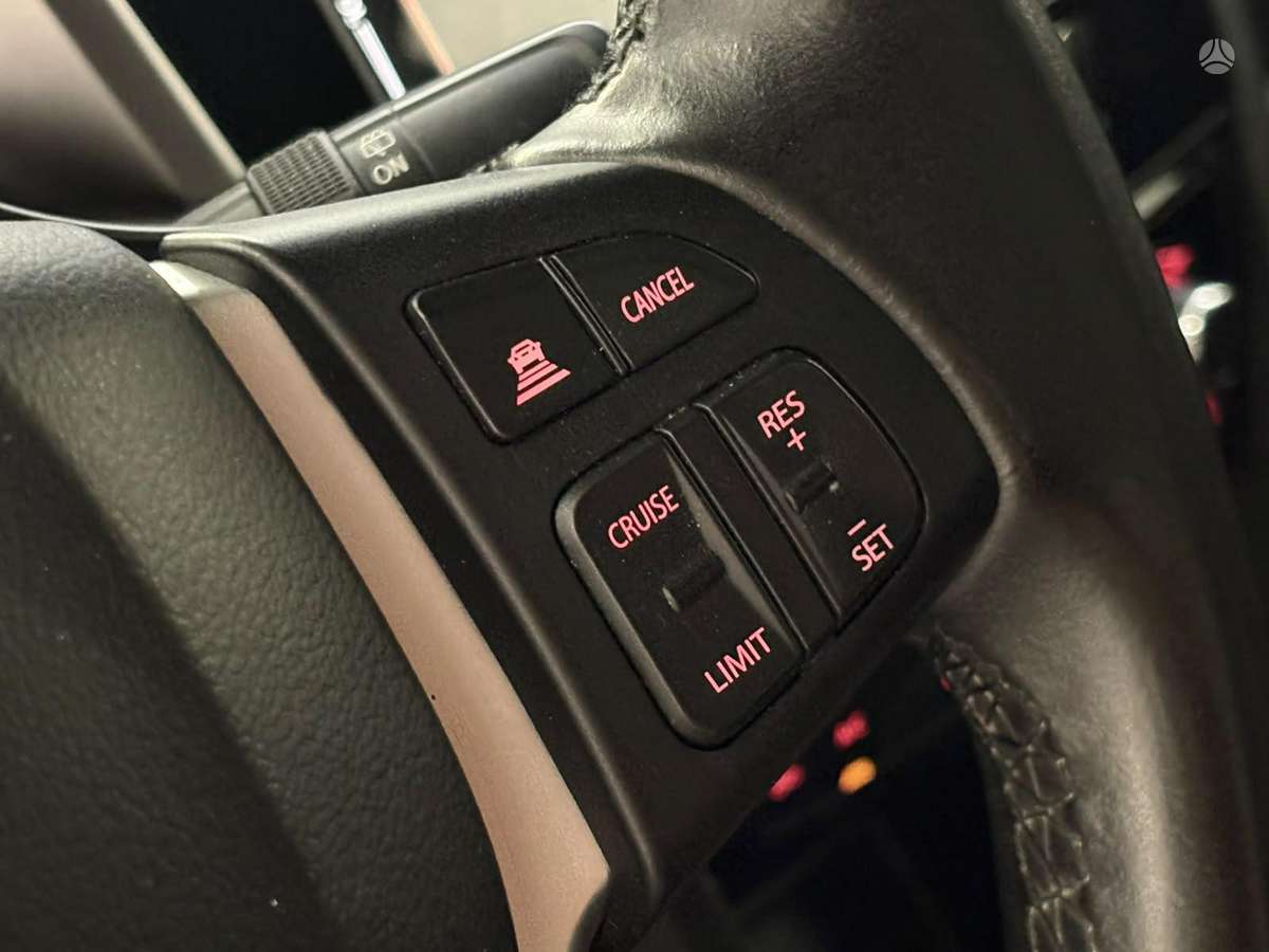Suzuki Vitara - 10