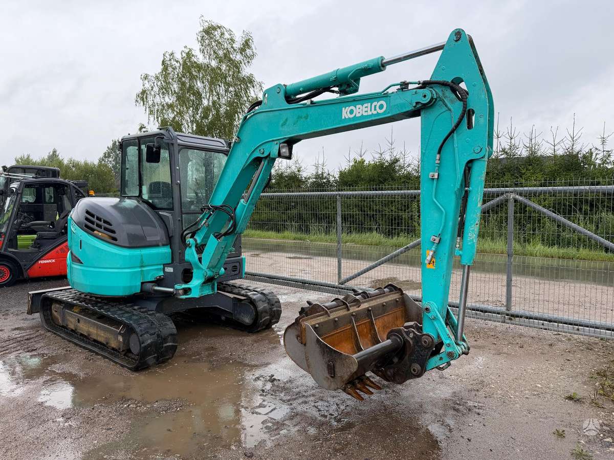 Kobelco SK55SRX-6, мини-экскаваторы
