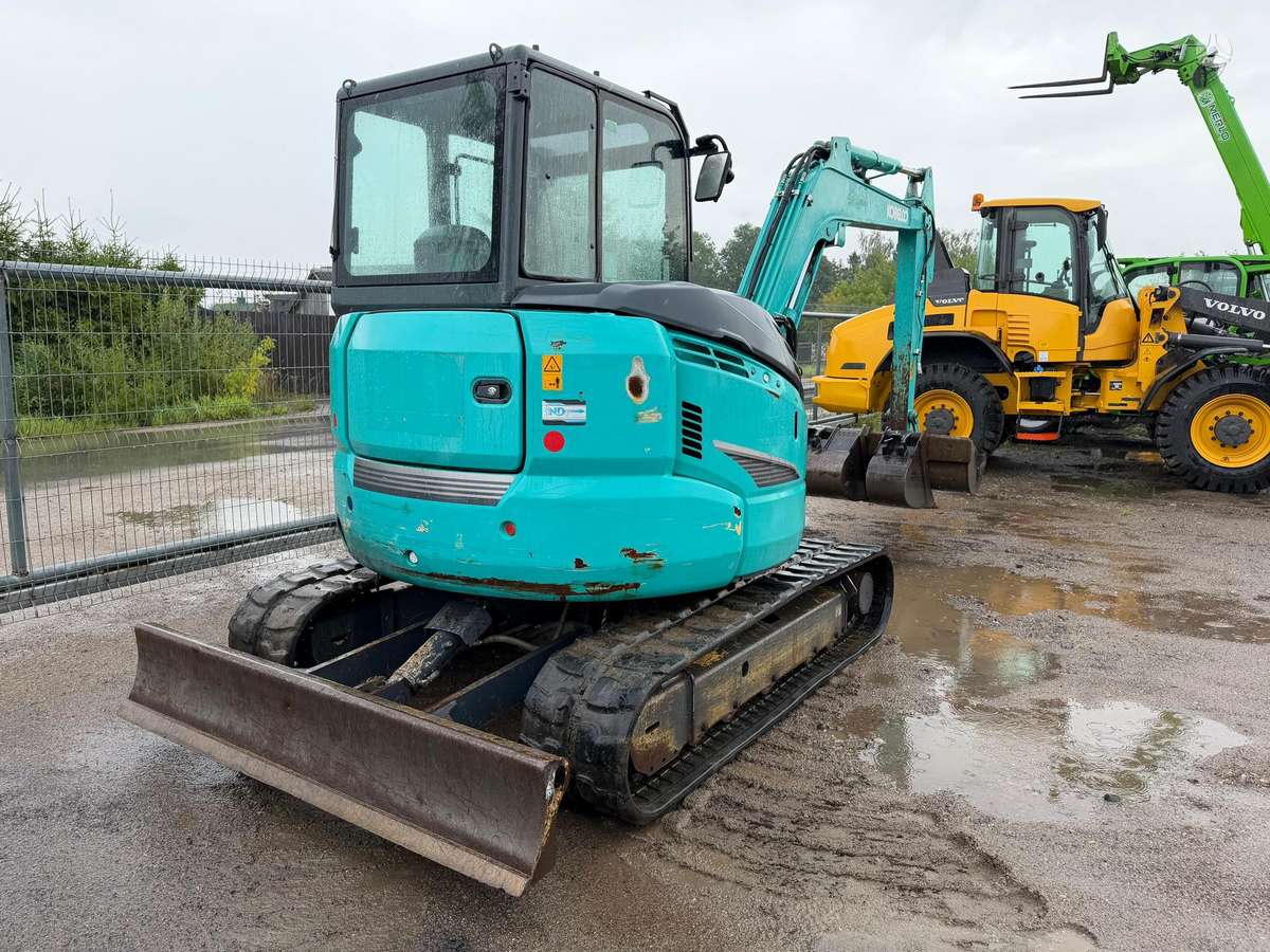 Kobelco SK55SRX-6, mini excavator