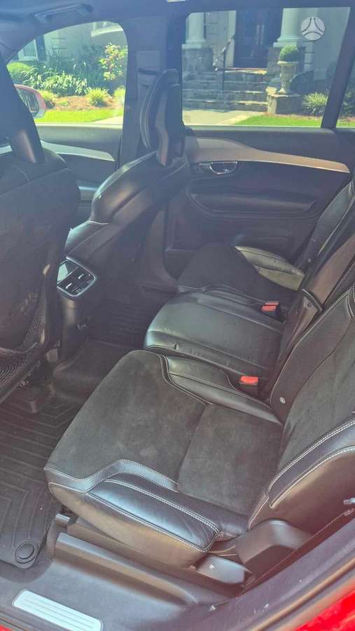Volvo XC90 - 9