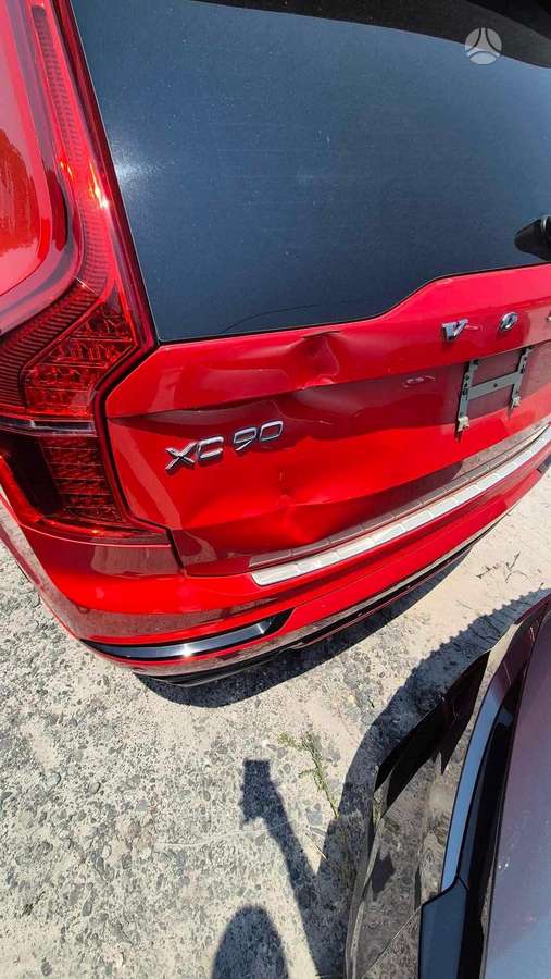 Volvo XC90 - 11