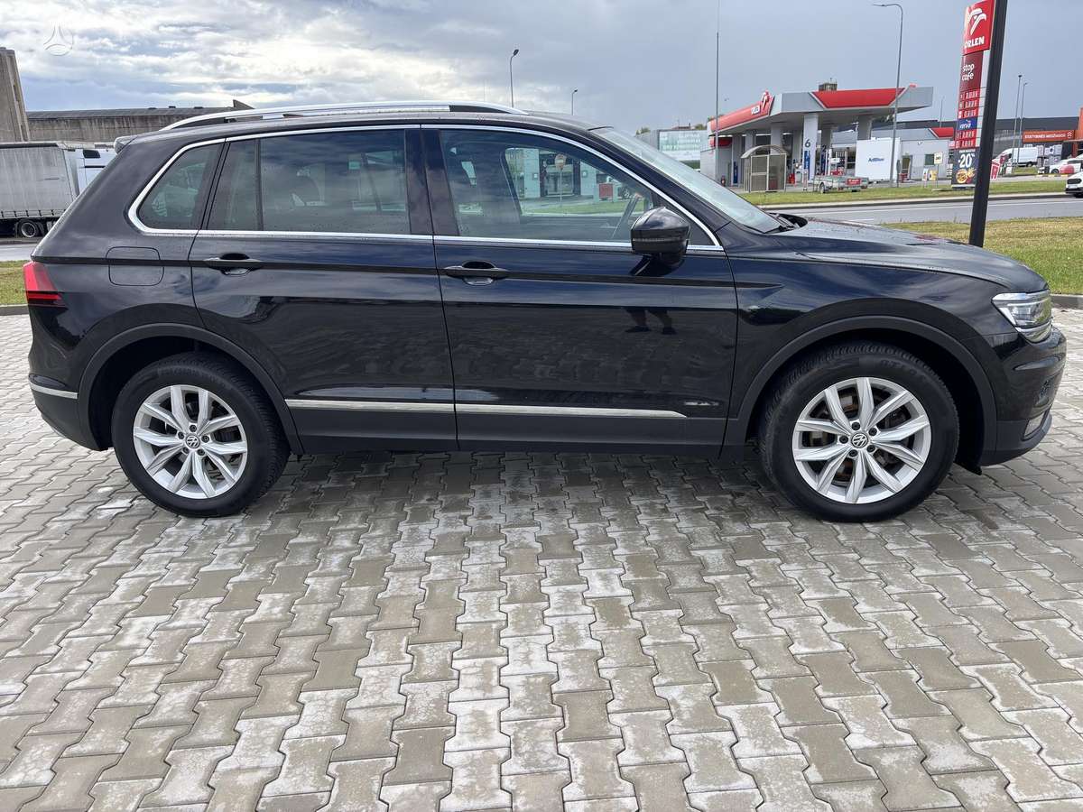 Volkswagen Tiguan - 4