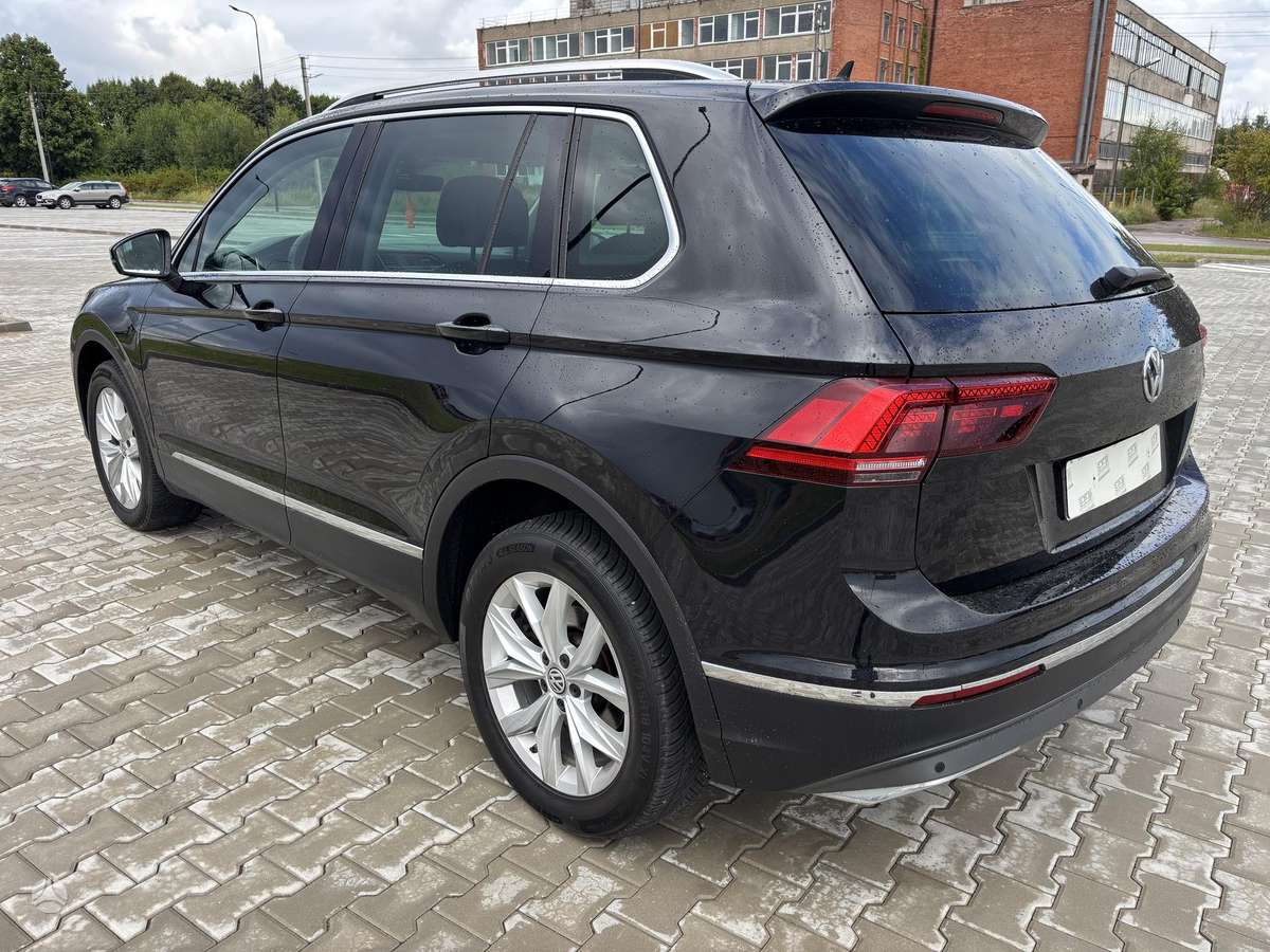 Volkswagen Tiguan - 7