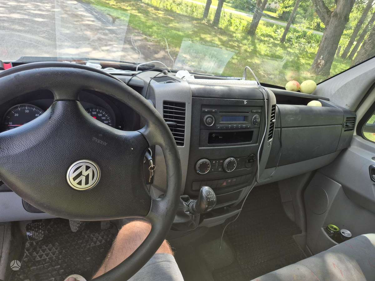 Volkswagen Crafter - 8