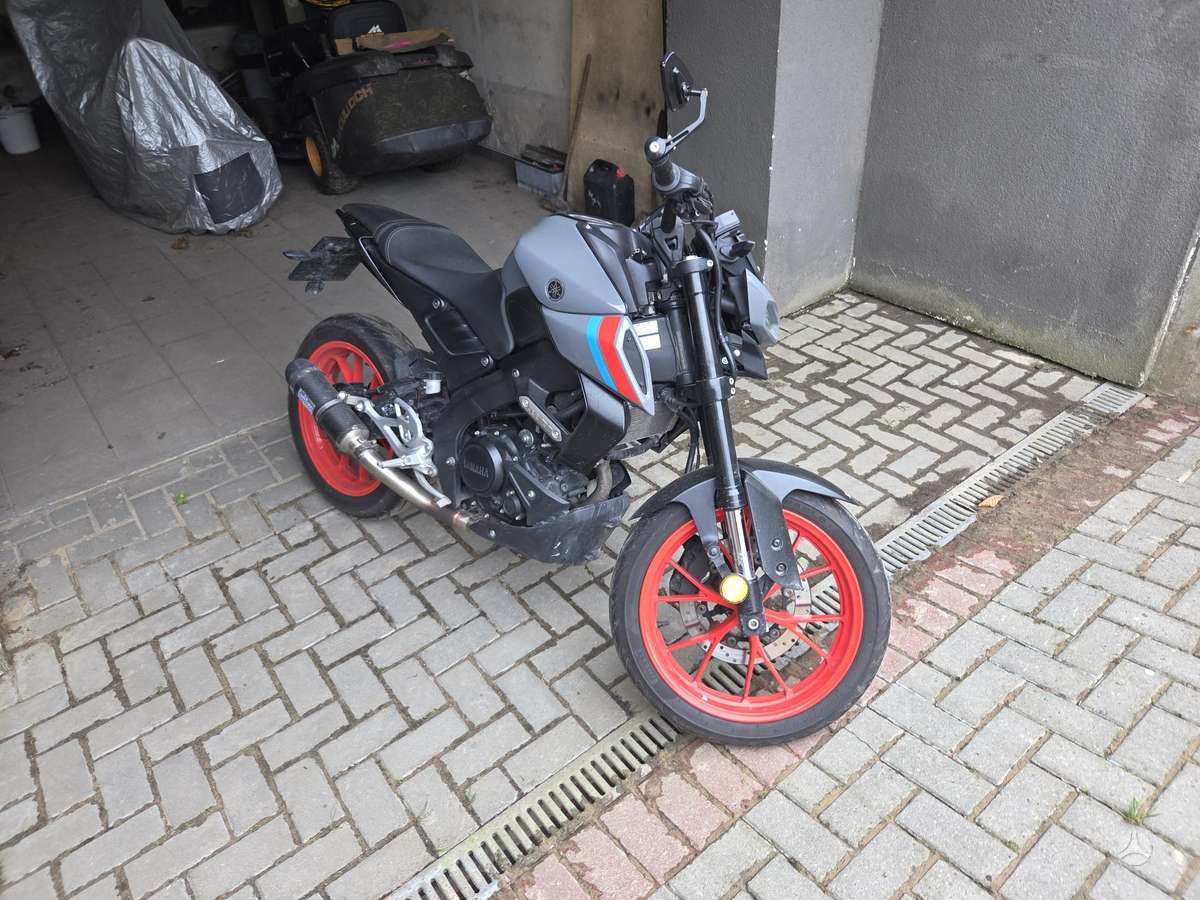 Yamaha MT 125 125cc, street / classic
