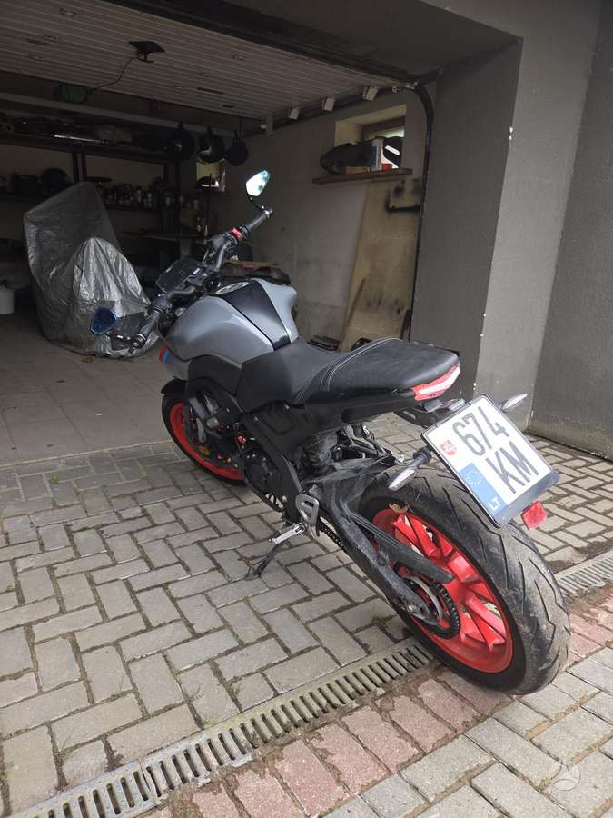 Yamaha MT 125 125cc, street / classic