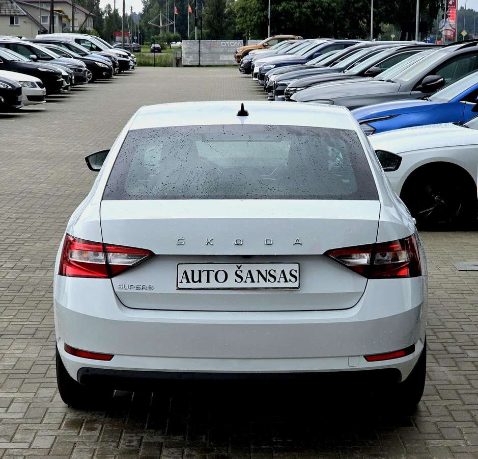Skoda Superb, 2.0 l., Хэтчбек