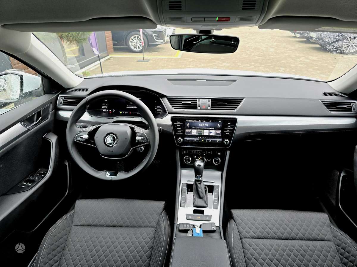 Skoda Superb, 2.0 l., Хэтчбек