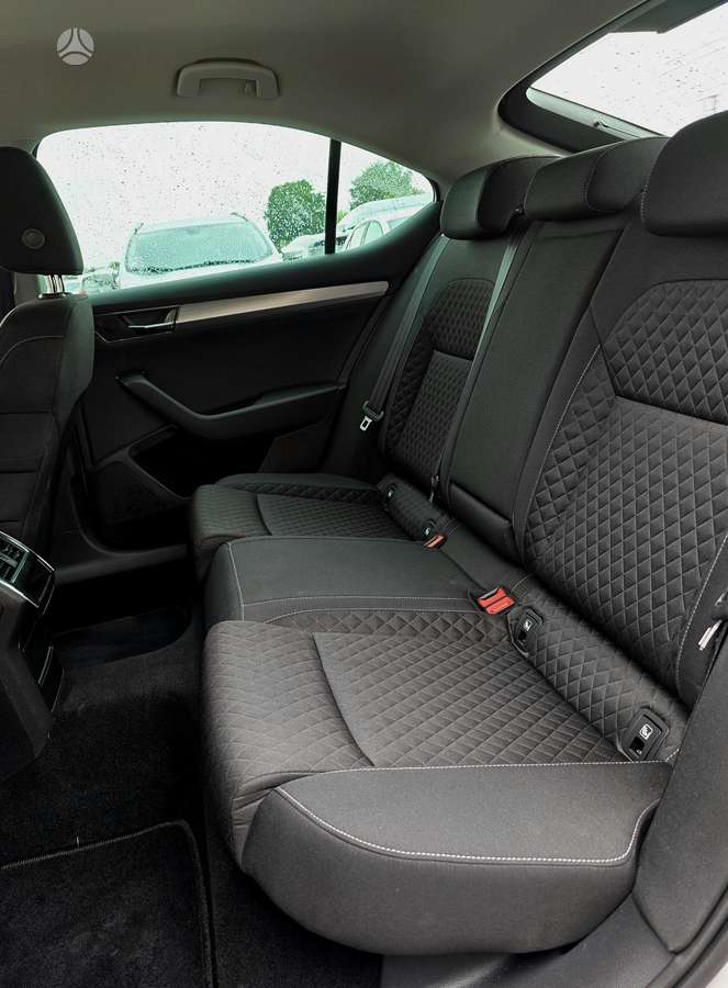 Skoda Superb, 2.0 l., Хэтчбек