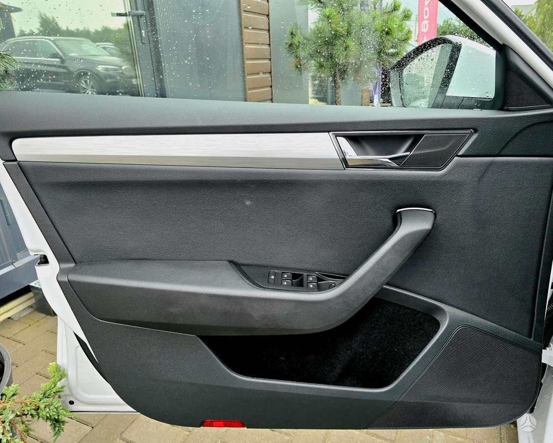 Skoda Superb, 2.0 l., Хэтчбек