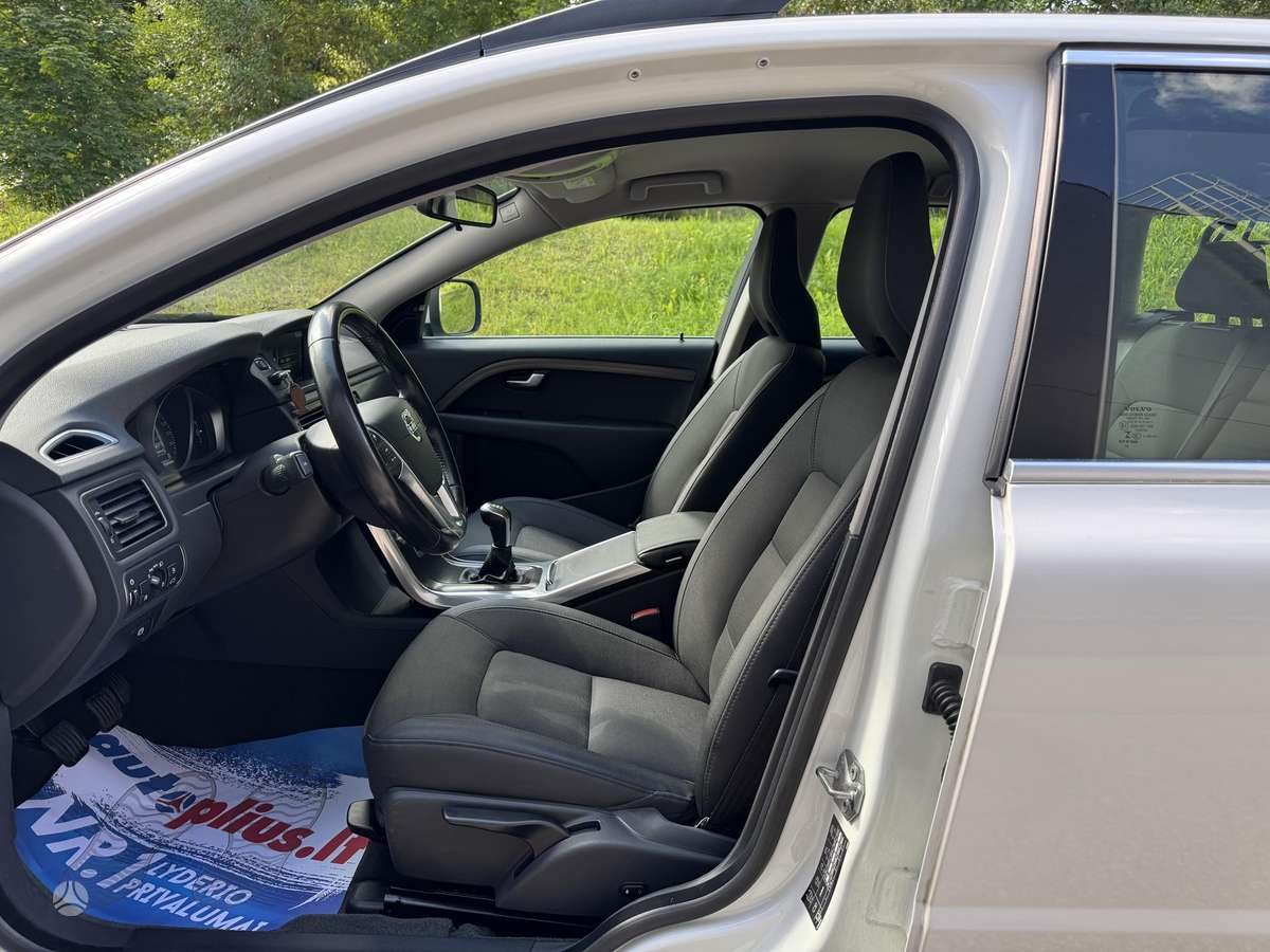 Volvo XC70 - 6