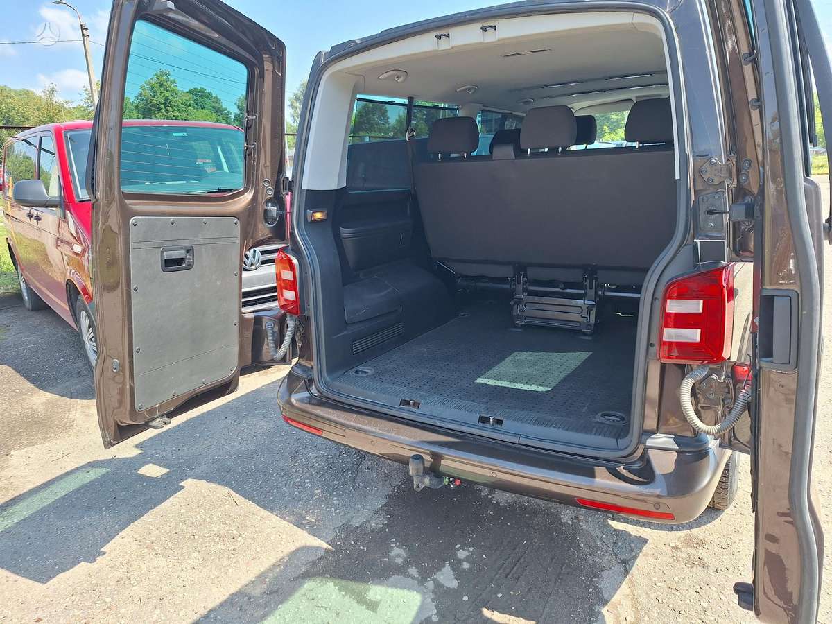 Volkswagen Caravelle - 9
