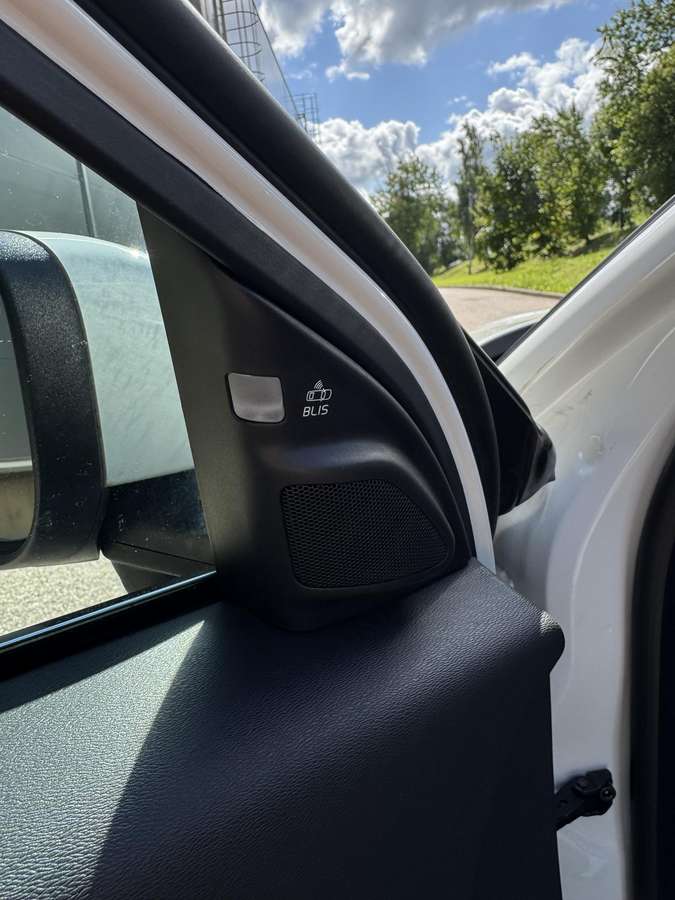 Volvo XC70, 2.0 l., Универсал