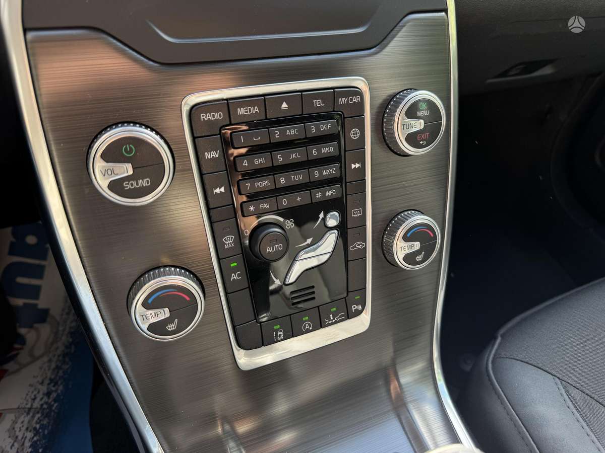 Volvo XC70, 2.0 l., Универсал