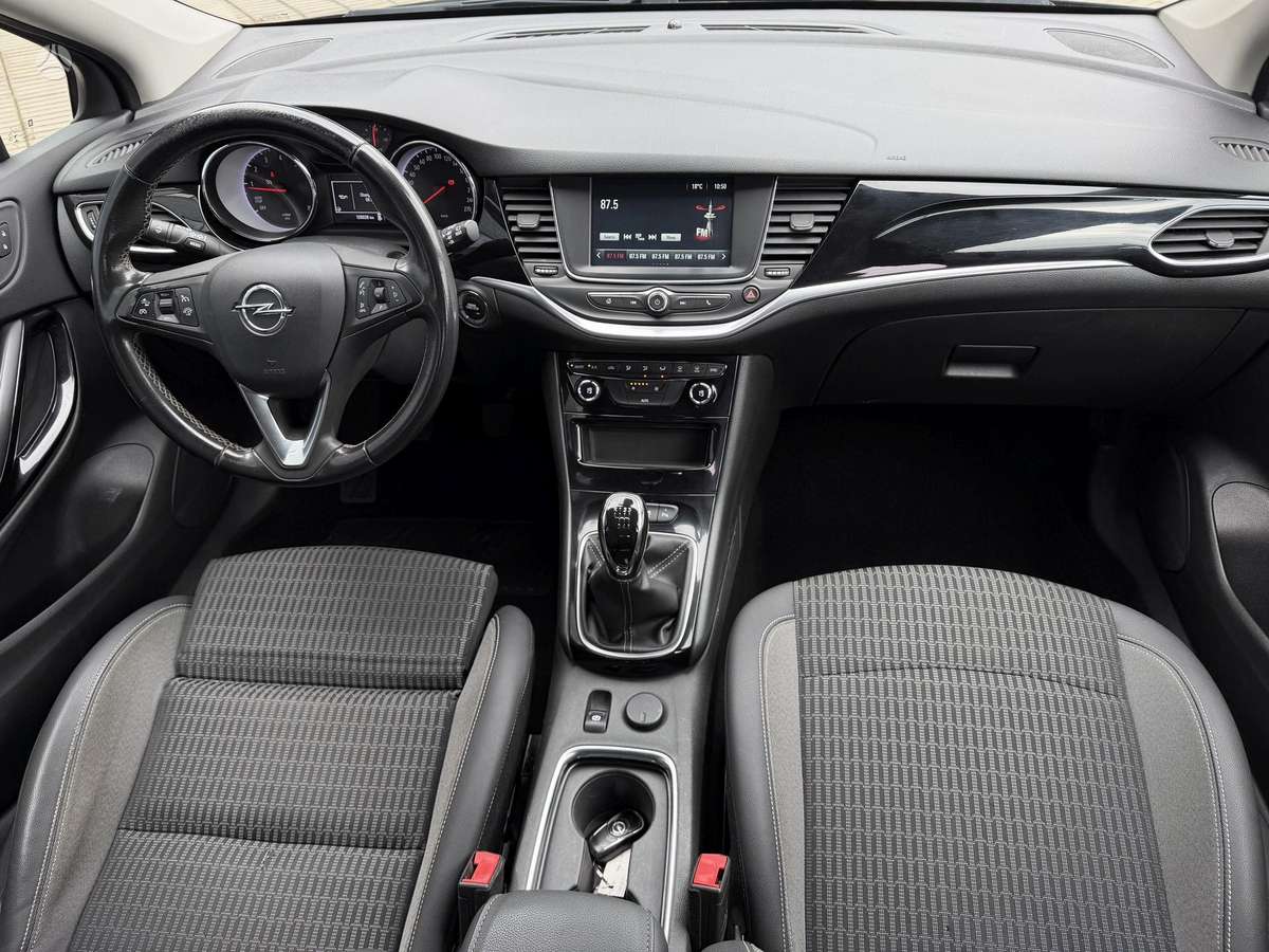 Opel Astra, 1.2 l., Универсал