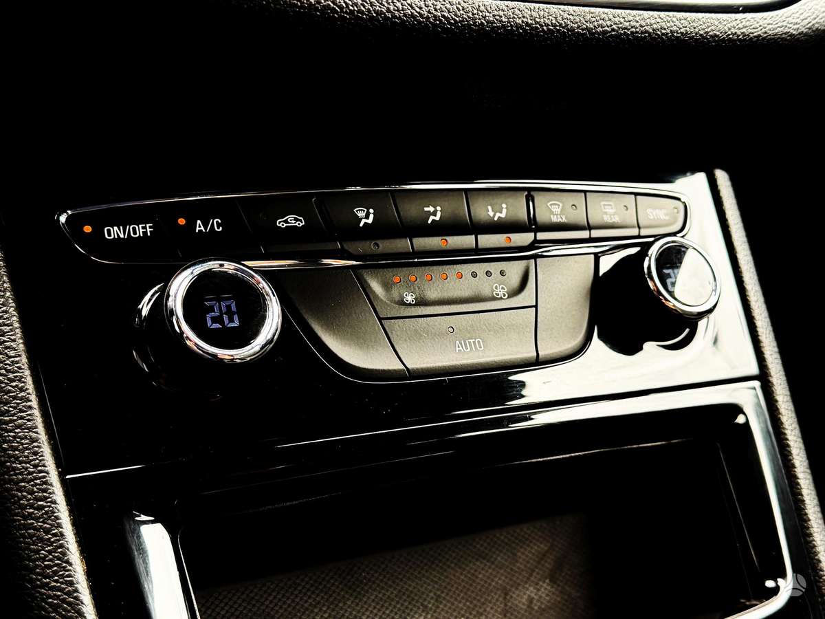 Opel Astra, 1.2 l., Универсал