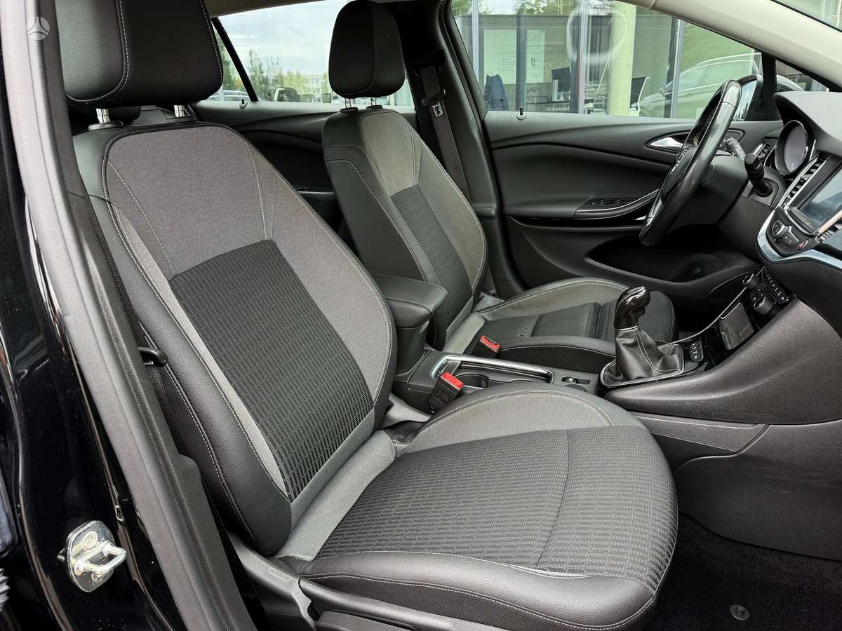 Opel Astra, 1.2 l., Универсал
