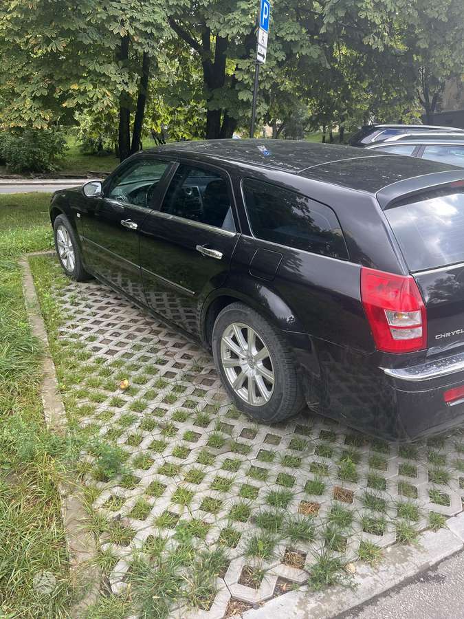 Chrysler 300C, 2.7 l., Универсал