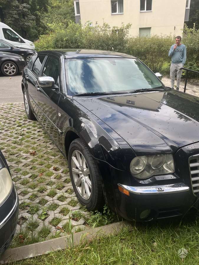 Chrysler 300C, 2.7 l., Универсал