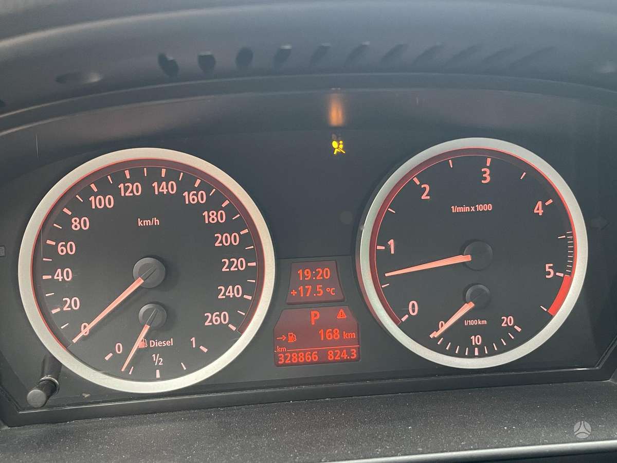 BMW 525, 2.5 l., Универсал