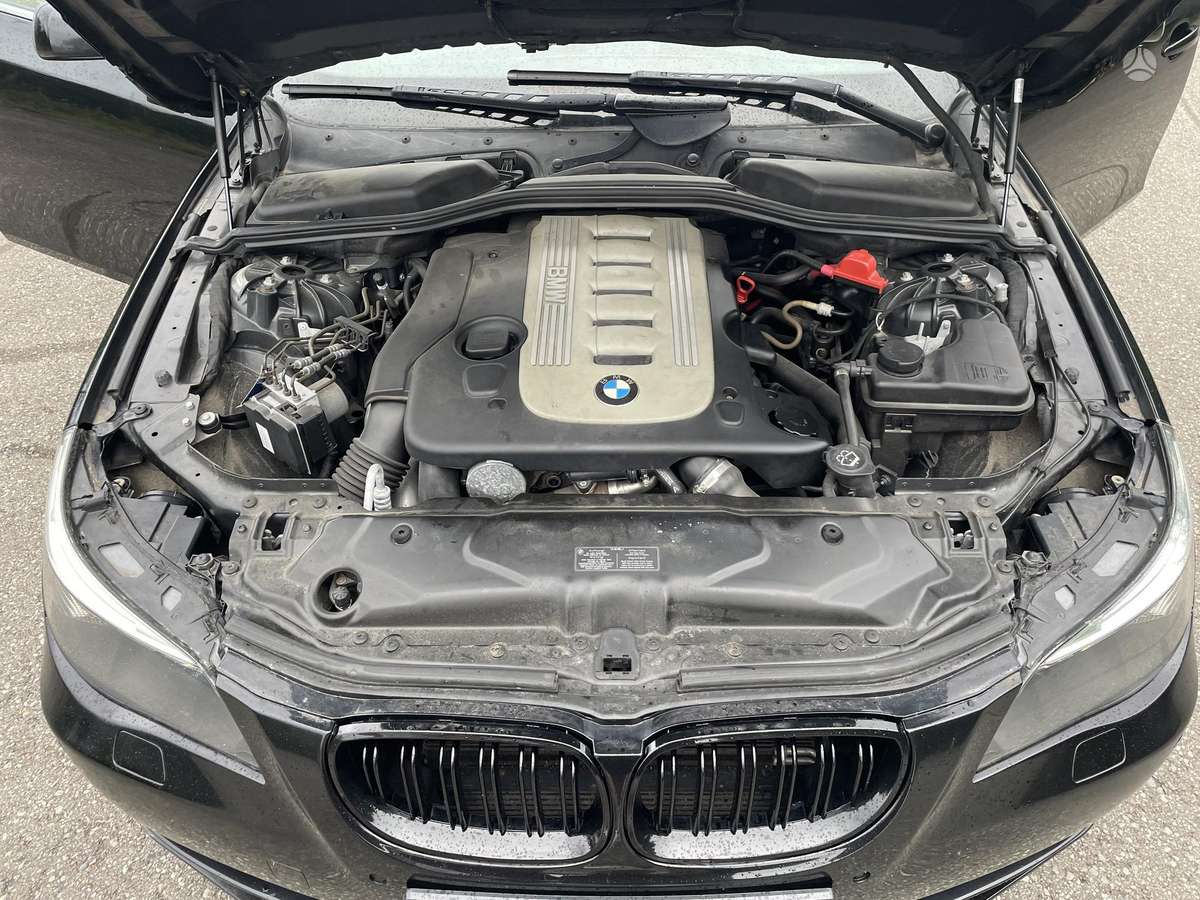 BMW 525, 2.5 l., Универсал
