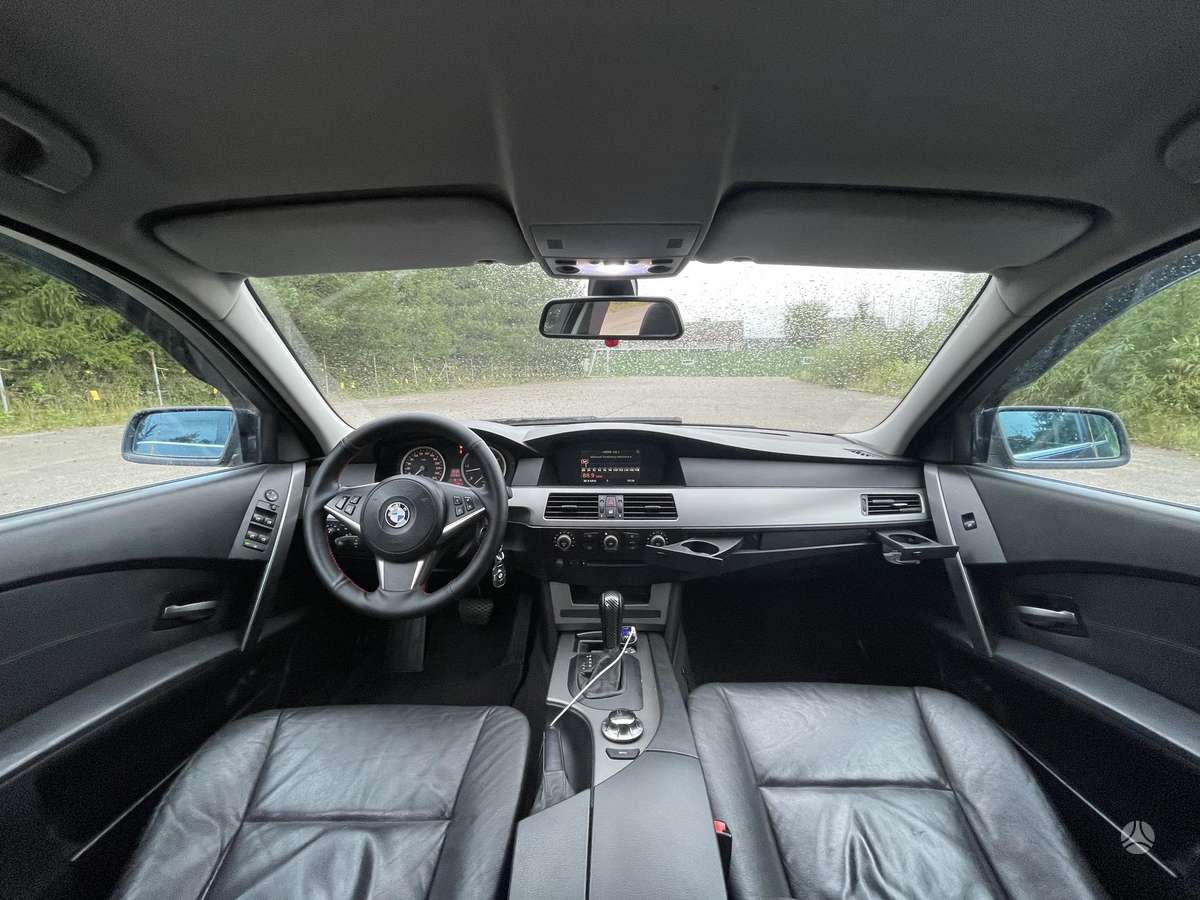 BMW 525, 2.5 l., universalas