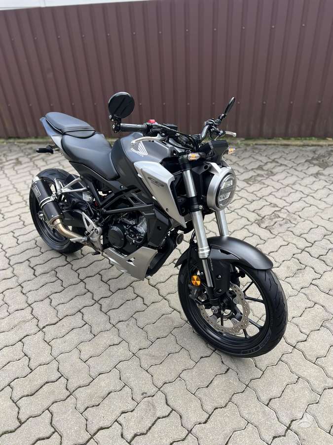 Honda CB 125cc, street / classic