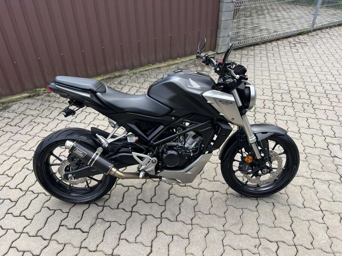 Honda CB 125cc, street / classic