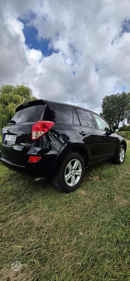 Toyota RAV4 - 3