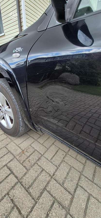 Toyota RAV4 - 8