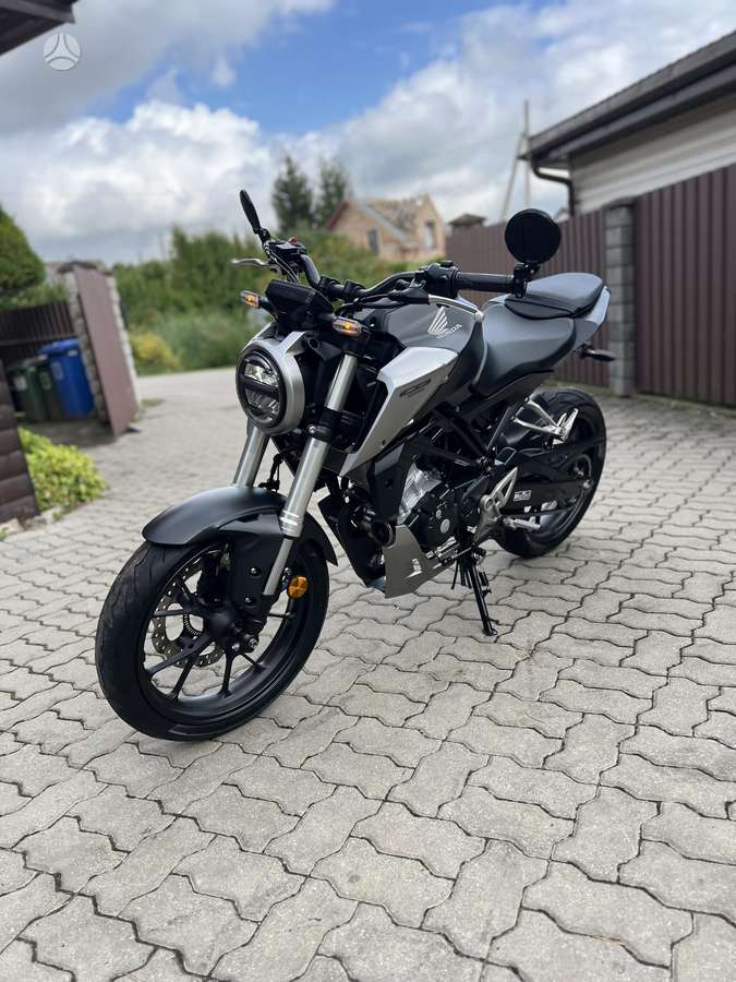 Honda CB 125cc, street / classic