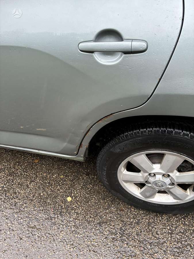 Toyota RAV4 - 5