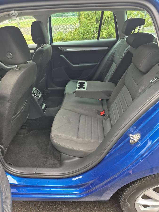 Škoda Octavia - 12