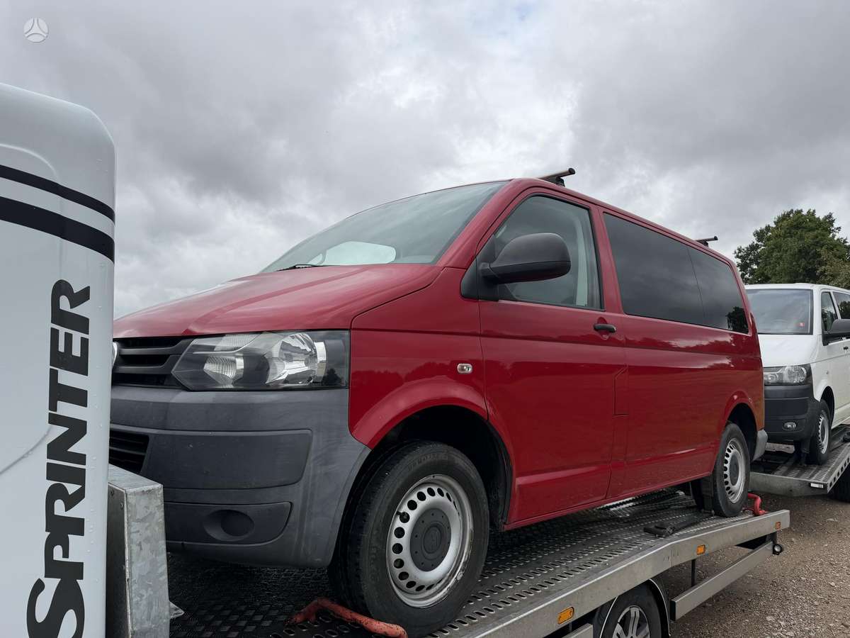 Volkswagen Transporter - 1