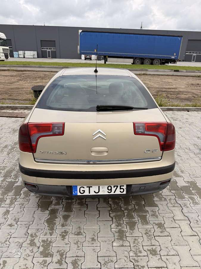 Citroen C5, 2.2 l., Седан