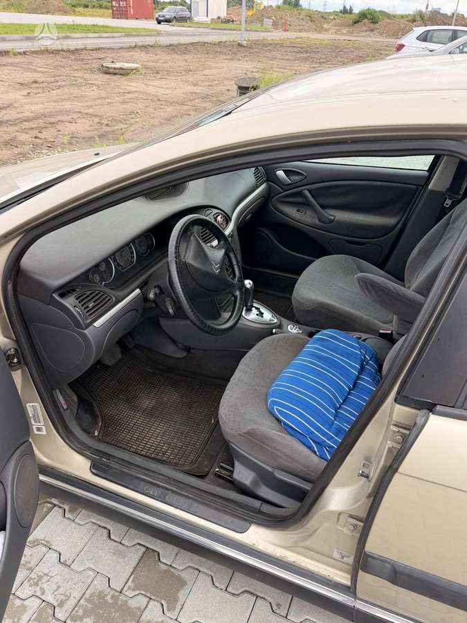 Citroen C5, 2.2 l., sedanas