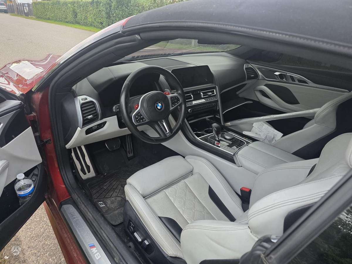 BMW M8, convertible