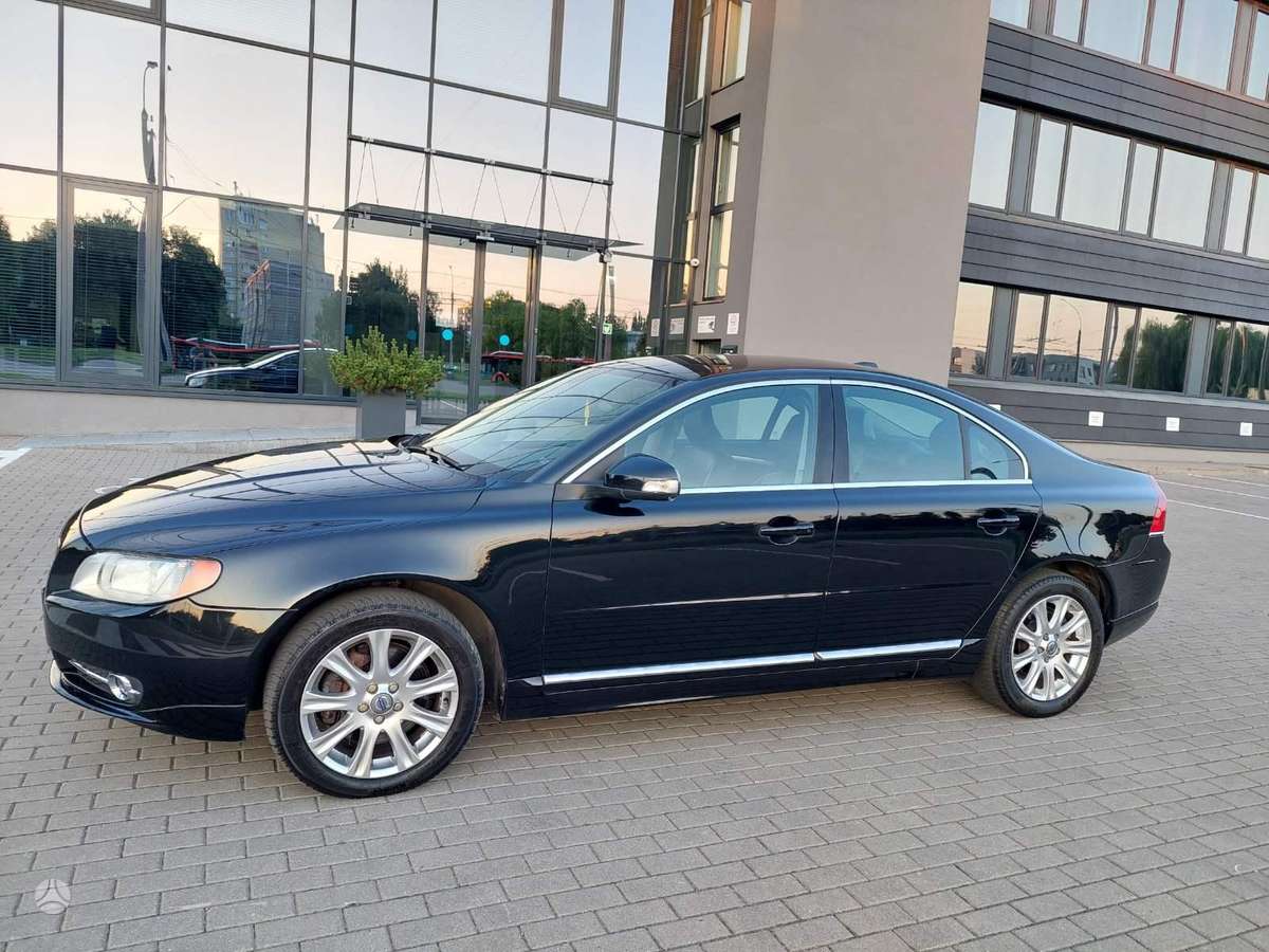 Volvo S80, 2.4 l., Седан