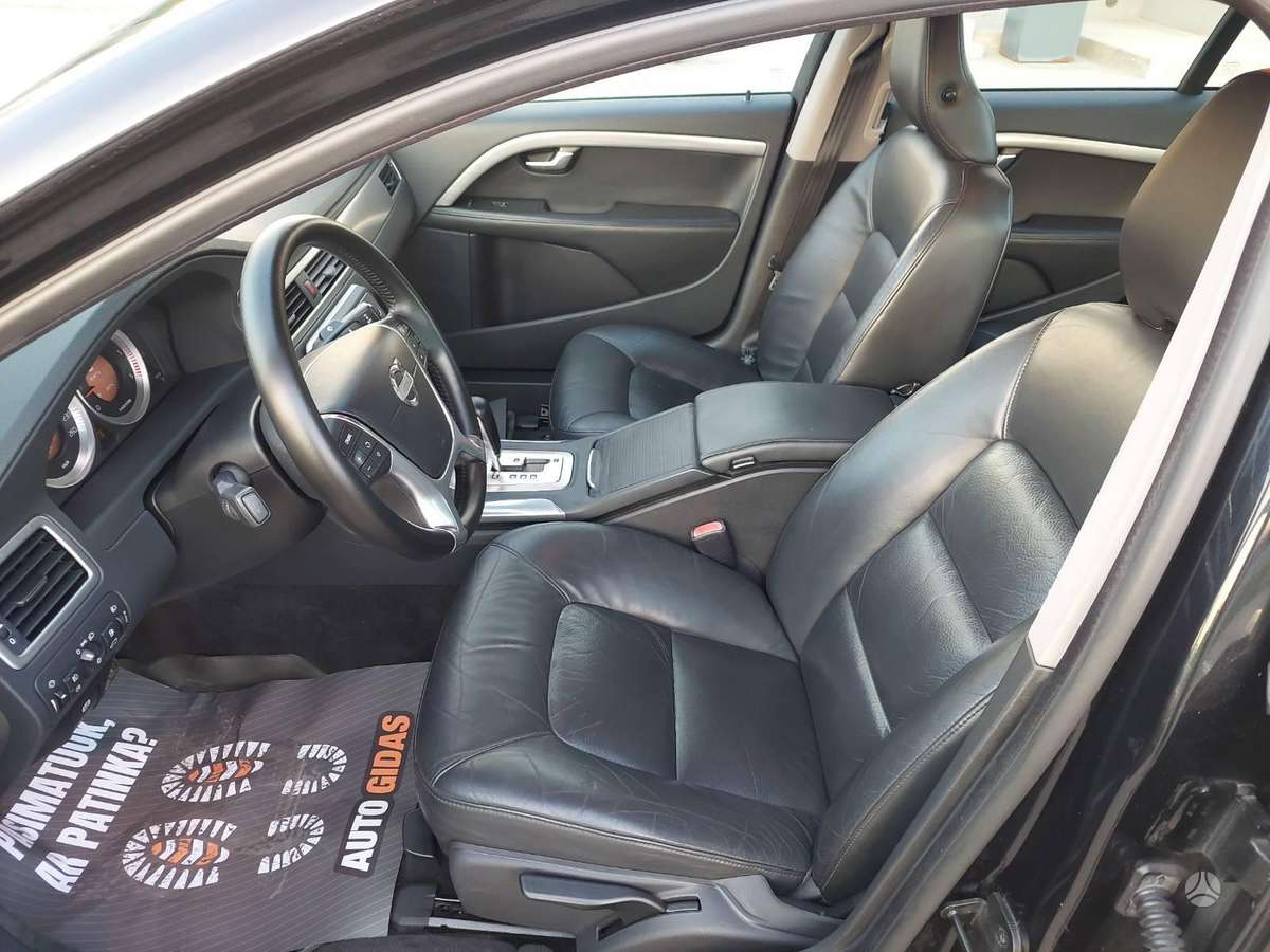 Volvo S80, 2.4 l., Седан