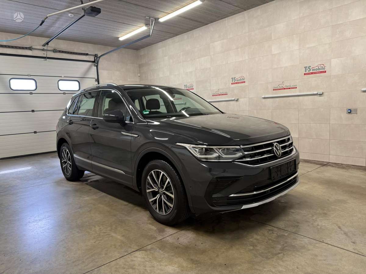 Volkswagen Tiguan - 3