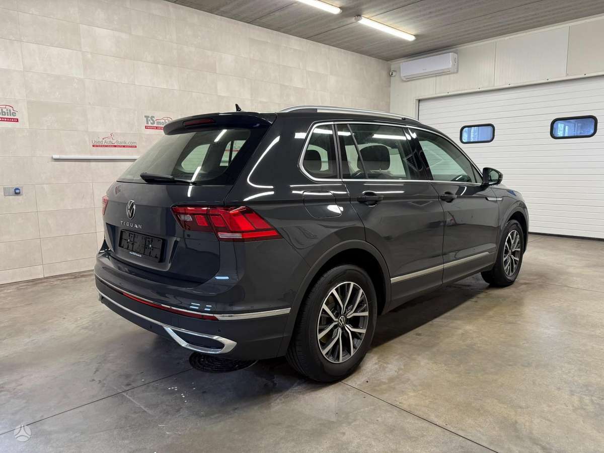 Volkswagen Tiguan - 6