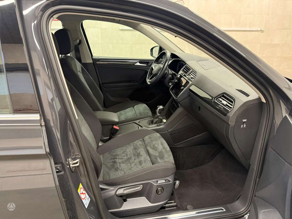 Volkswagen Tiguan - 8